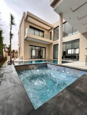 Villa Kenza piscine et jacuzzi chauffée